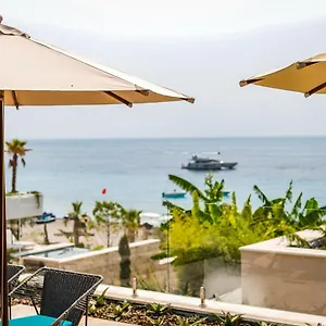 https://zoe-by-drymades-inn-villas.albaniahotels.org