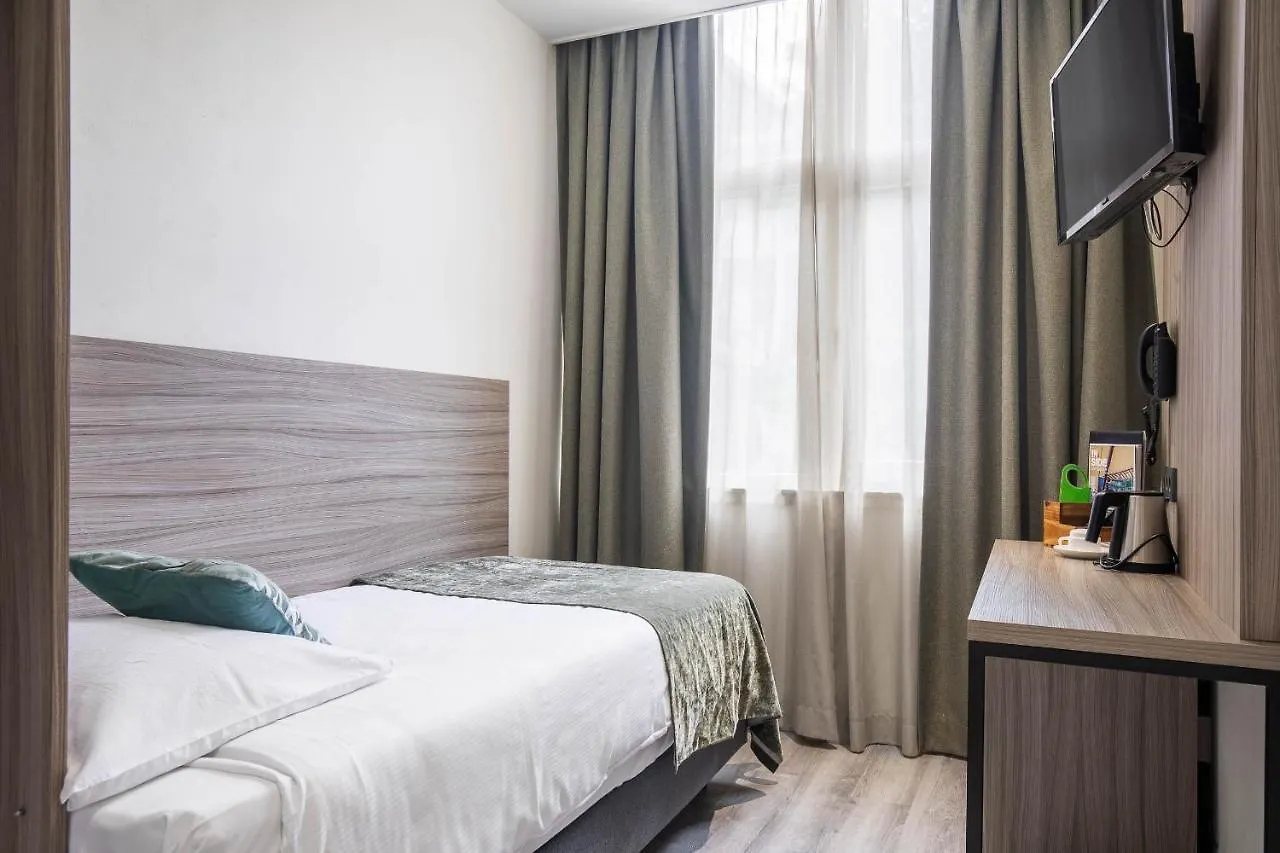 Hotel Milano Ρότερνταμ